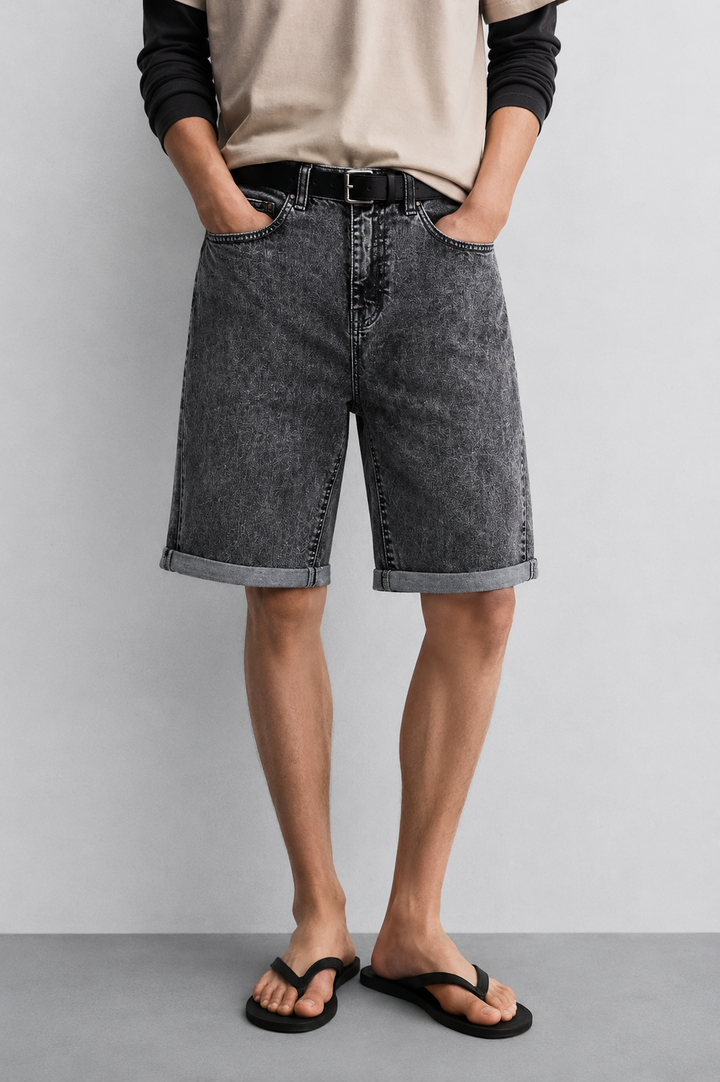 MEN RANDOM WASH BLACK BERMUDA